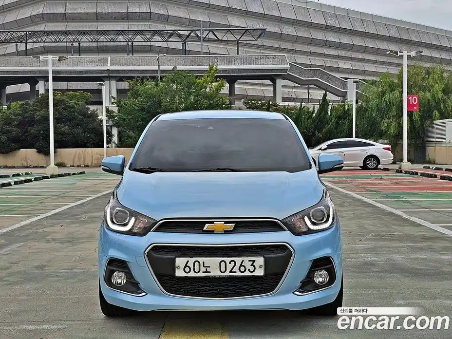 Chevrolet Spark 2016 1.0 Автомат в Москве № 37826, фото 3