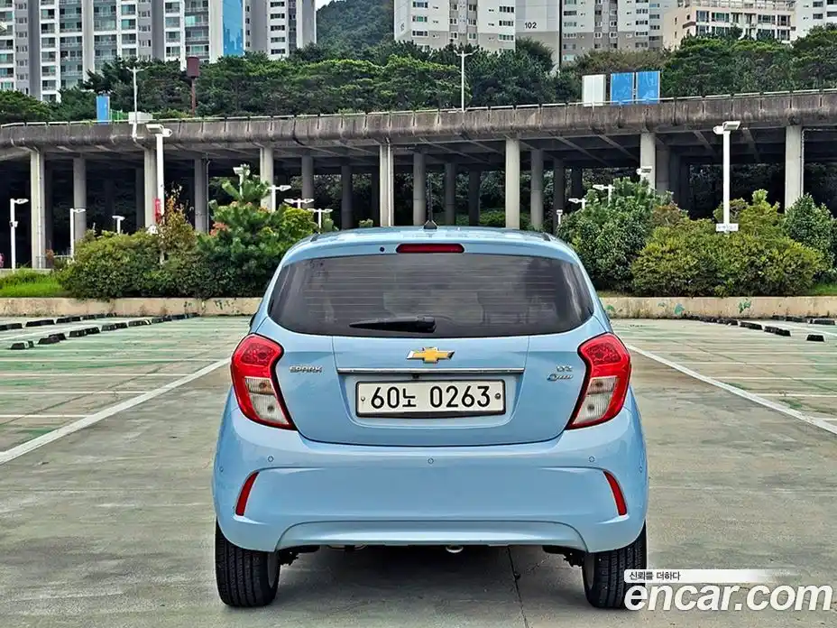 Chevrolet Spark 2016 1.0 Автомат в Москве № 37826, фото 4