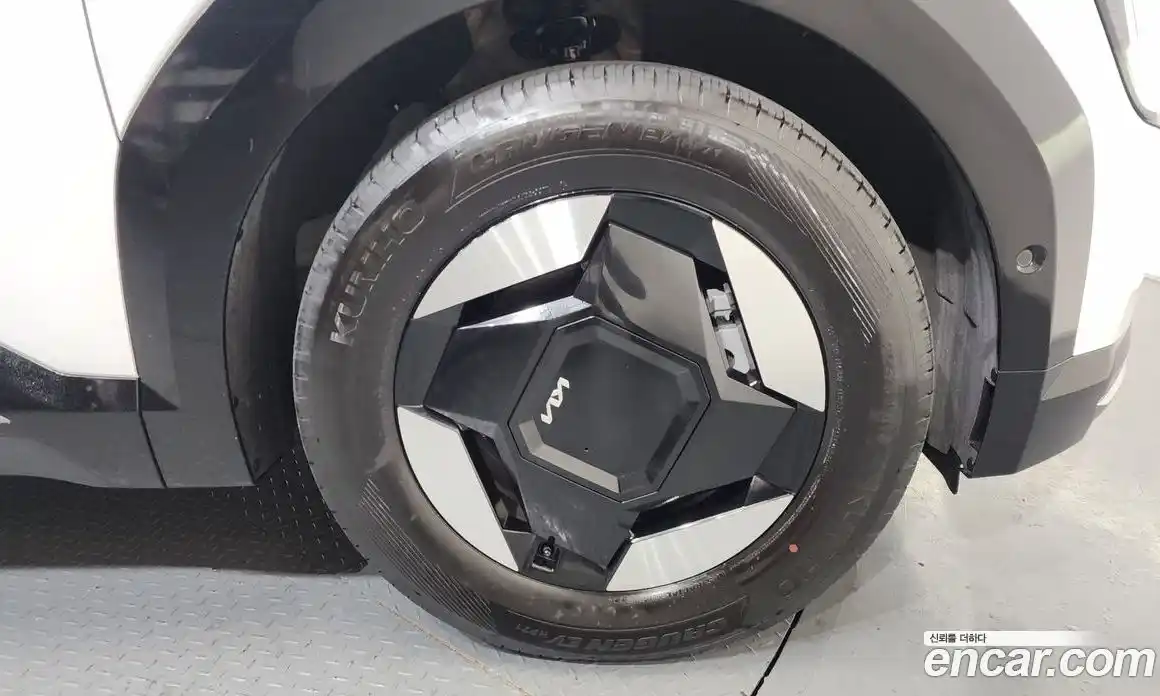 Kia EV9 2024 0.2 Автомат в Москве № 383915, фото 5