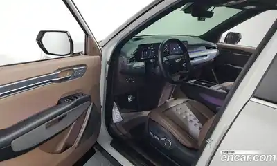 Kia EV9 2024 0.2 Автомат в Москве № 383915, миниатюра 10