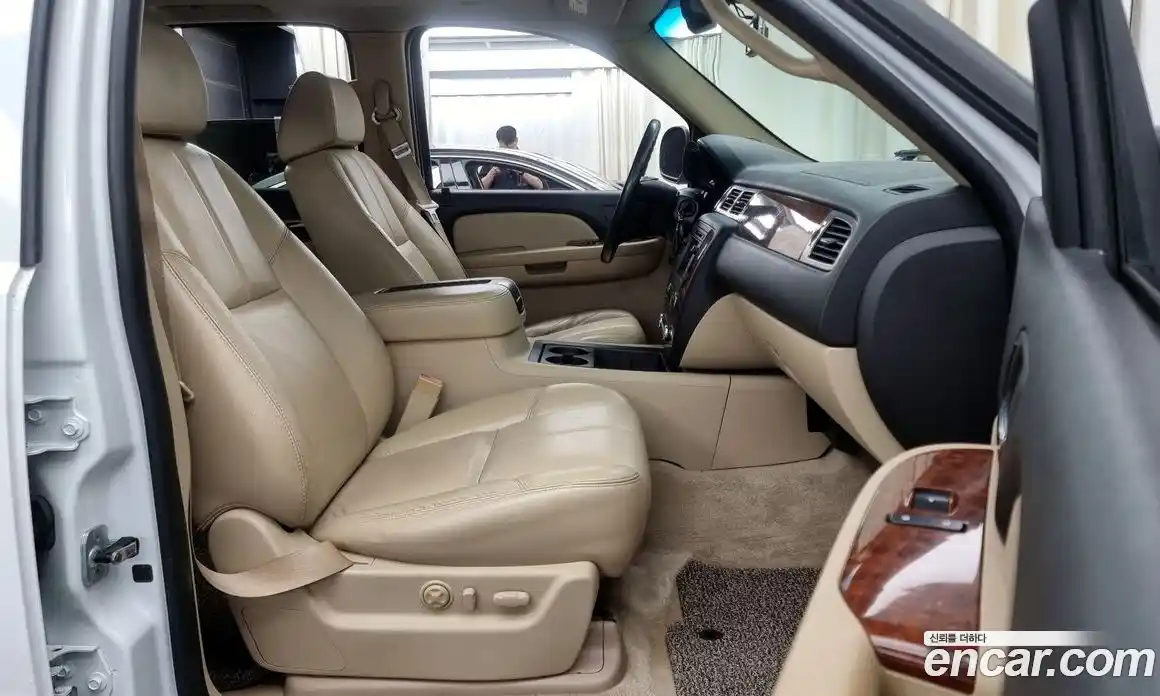 Chevrolet Tahoe 2007 5.3 Автомат в Москве № 385458, фото 11