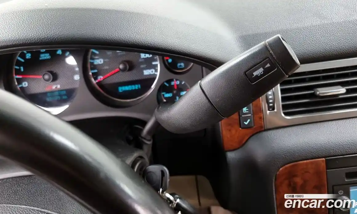 Chevrolet Tahoe 2007 5.3 Автомат в Москве № 385458, фото 9