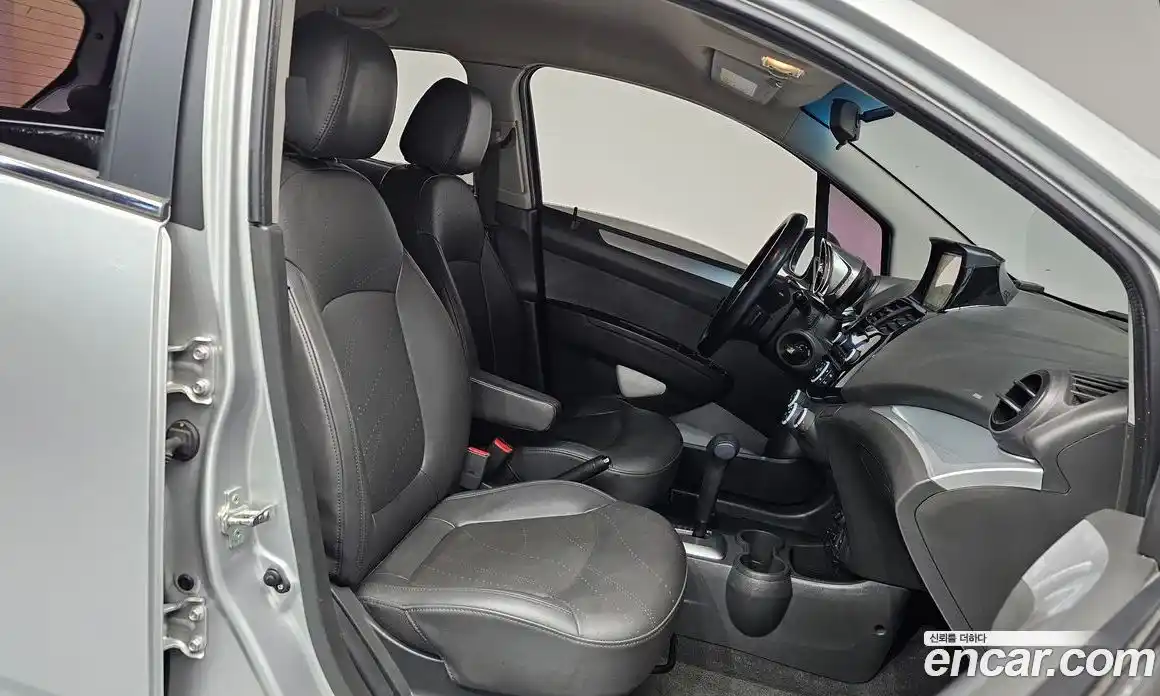 Chevrolet Spark 2014 1.0 Автомат в Москве № 38715, фото 20