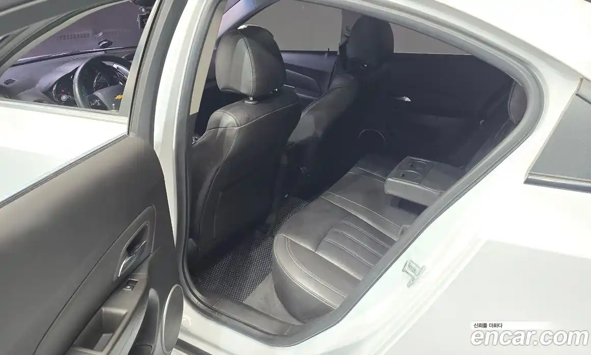 Chevrolet Cruze 2013 1.8 Автомат в Москве № 39609, фото 9