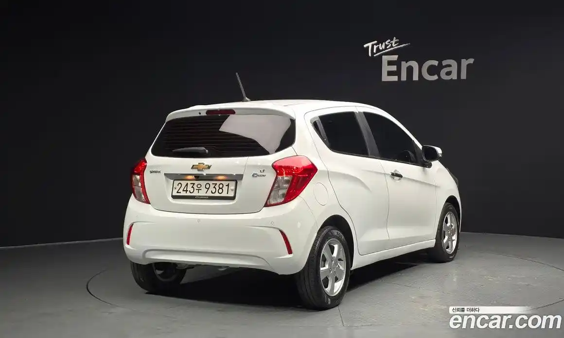 Chevrolet Spark 2016 1.0 Автомат в Москве № 39638, фото 19