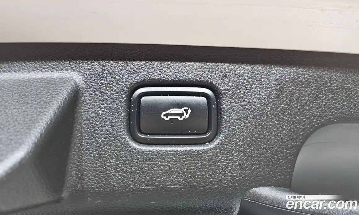 Kia Seltos 2023 2.0 Автомат в Москве № 402904, фото 20