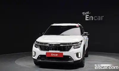 Kia Seltos 2023 2.0 Автомат в Москве № 402904, миниатюра 3