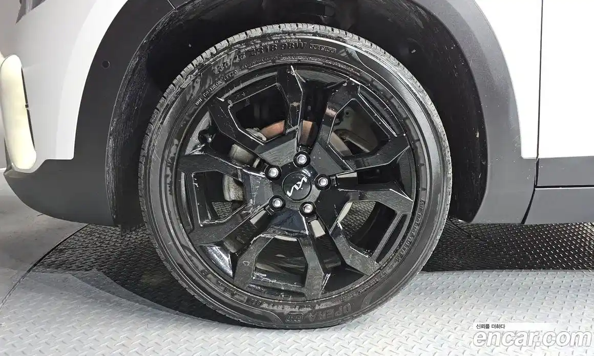 Kia Seltos 2023 2.0 Автомат в Москве № 402904, фото 5