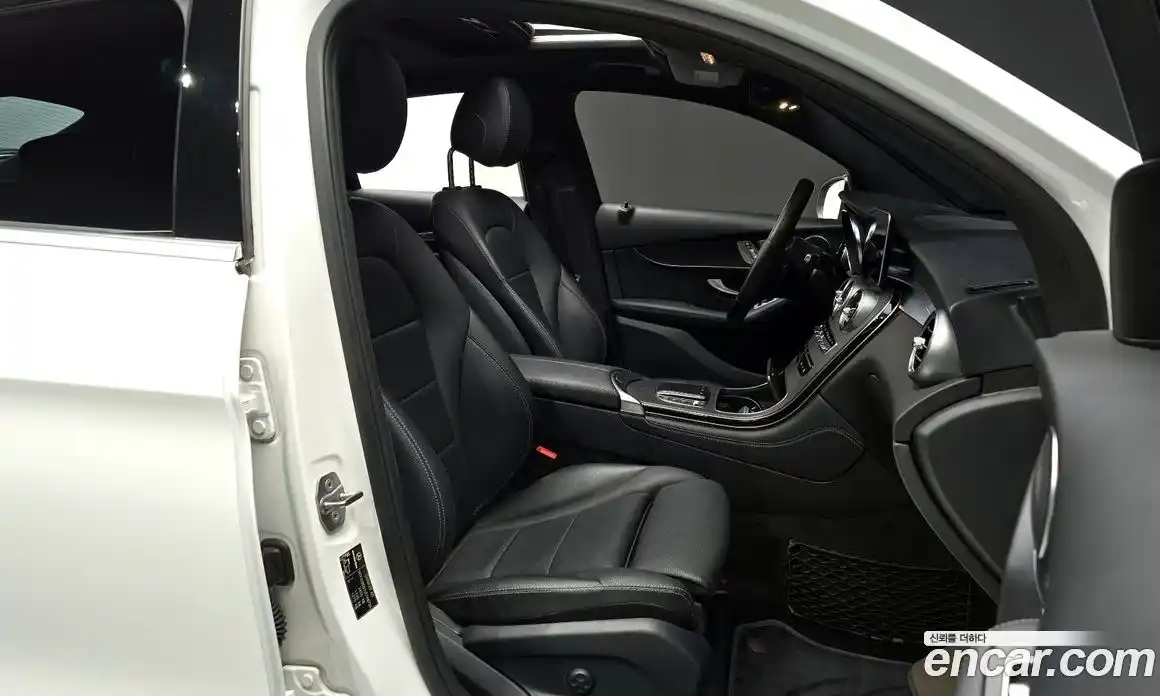 Mercedes-Benz GLC-Class 2020 2.0 Автомат в Москве № 410514, фото 10