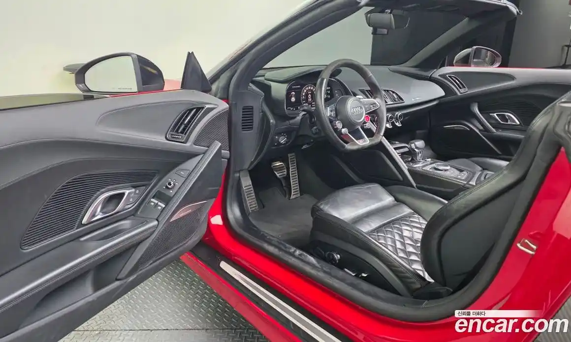 Audi R8 2017 5.2 Автомат в Москве № 414233, фото 10