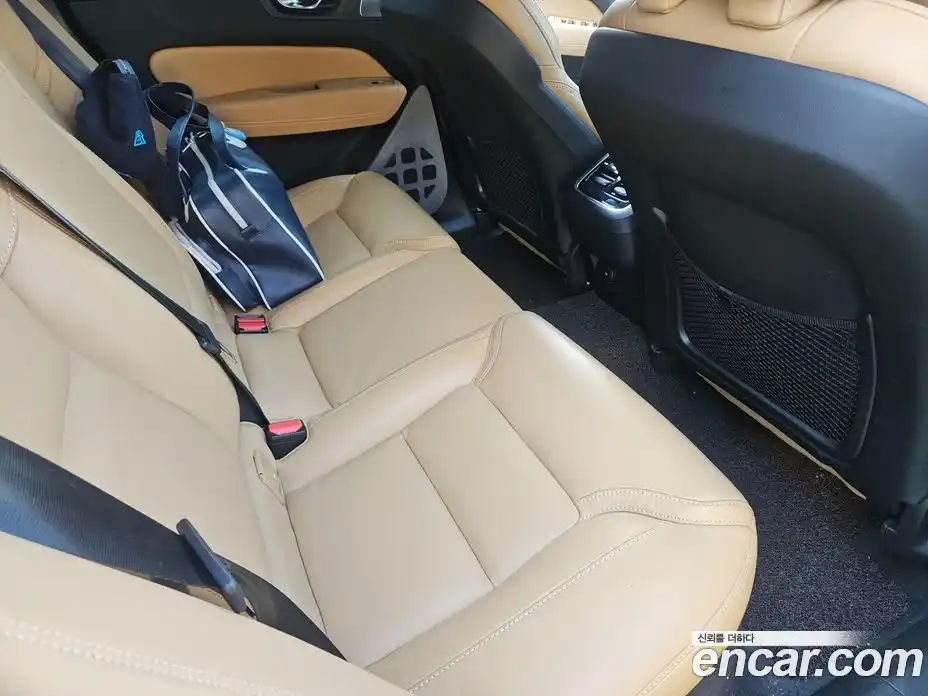 Volvo XC60 2025 2.0 Автомат в Москве № 415367, фото 15