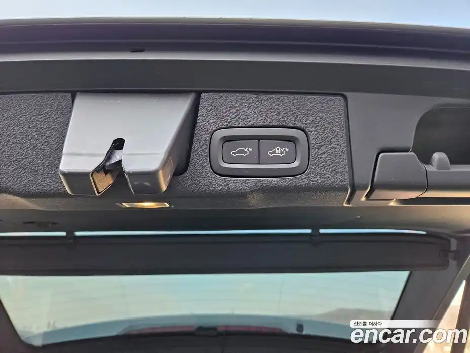 Volvo XC60 2025 2.0 Автомат в Москве № 415367, фото 19