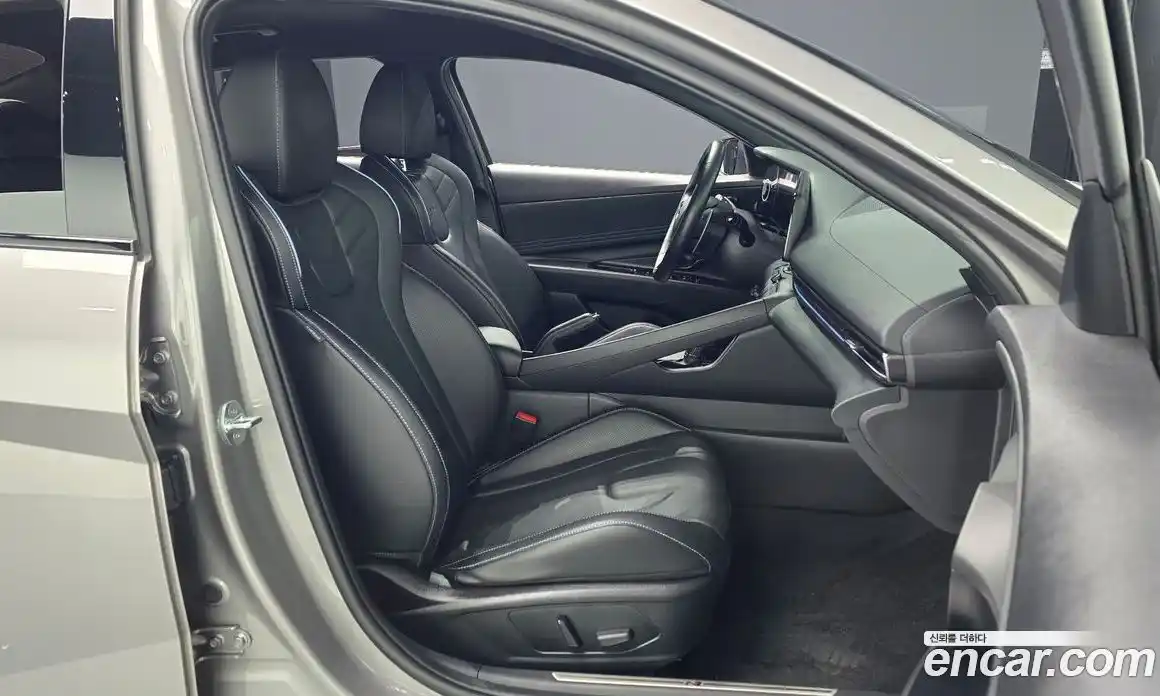 Hyundai Avante 2022 2.0 Автомат в Москве № 43968, фото 10