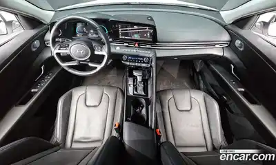 Hyundai Avante 2024 1.6 Автомат в Москве № 44338, миниатюра 3