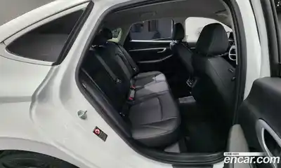 Hyundai Sonata 2022 2.0 Автомат в Москве № 49510, миниатюра 3
