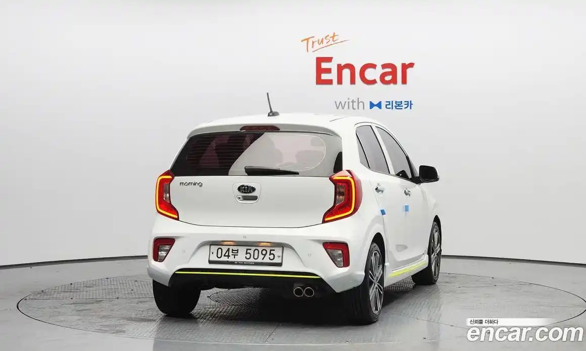 Kia Morning 2018 1.0 Автомат в Москве № 53636, фото 4