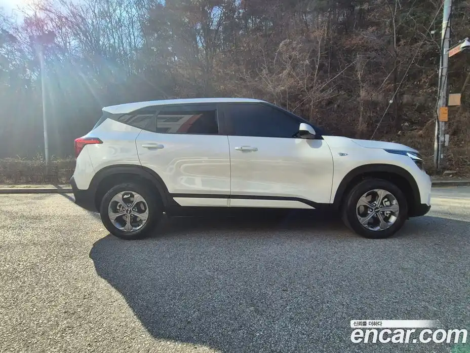 Kia Seltos 2024 1.6 Автомат в Москве № 53937, фото 7