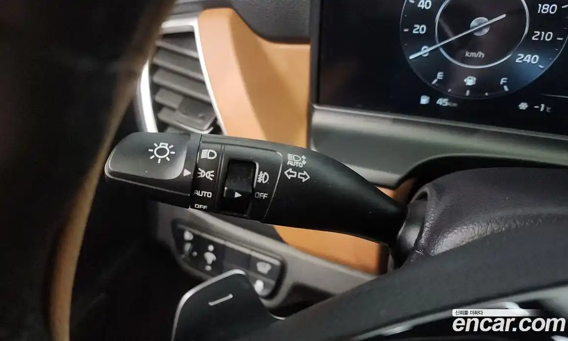 Kia Seltos 2024 1.6 Автомат в Москве № 55867, фото 12