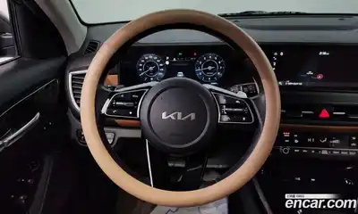 Kia Seltos 2024 1.6 Автомат в Москве № 55867, миниатюра 2