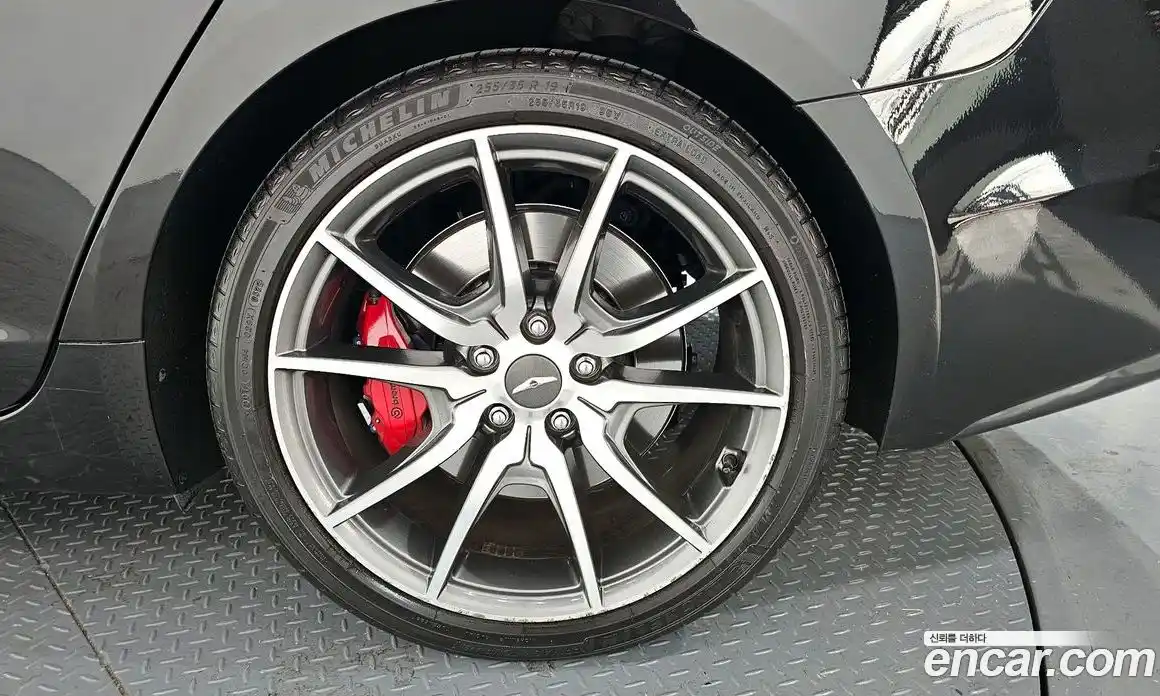 Genesis G70 2019 2.0 Автомат в Москве № 57039, фото 1