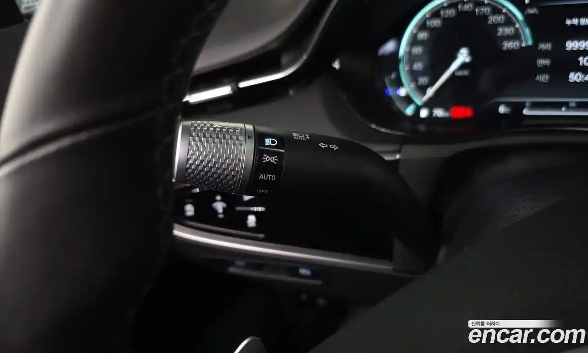 Genesis GV70 2023 2.5 Автомат в Москве № 58050, фото 18