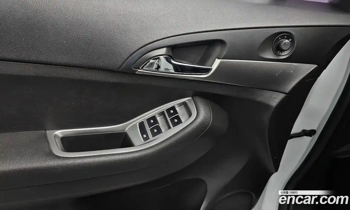 Chevrolet Orlando 2015 2.0 Автомат в Москве № 65866, фото 7