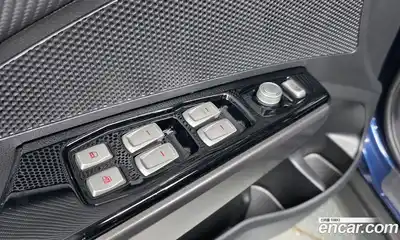 SsangYong TIBOLI 2017 1.6 Автомат в Москве № 76945, миниатюра 2