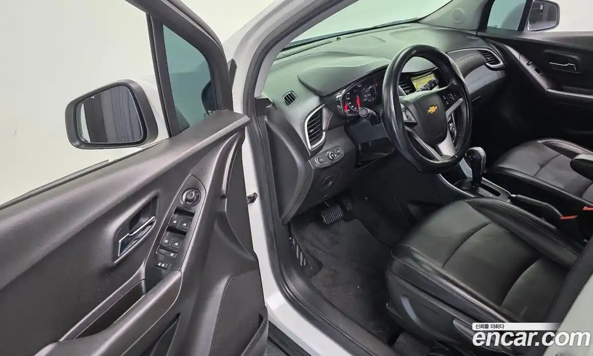 Chevrolet Trax 2019 1.4 Автомат в Москве № 94130, фото 17