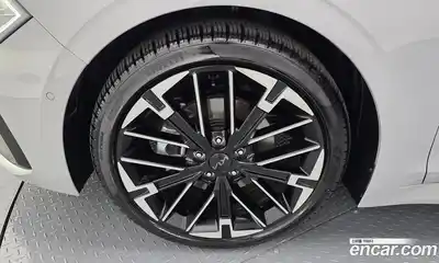 Kia K5 2025 1.6 Автомат в Москве № 101852, миниатюра 4