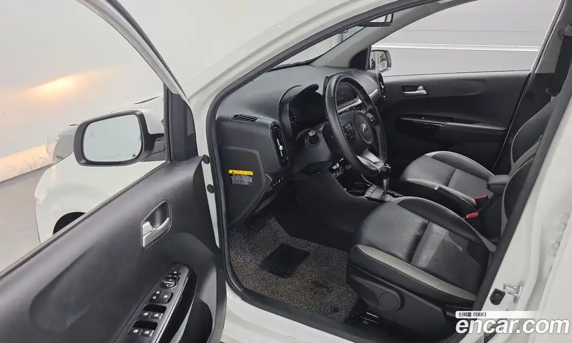 Kia Morning 2021 1.0 Автомат в Москве № 102234, фото 13