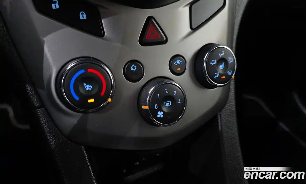 Chevrolet Aveo 2016 1.4 Автомат в Москве № 105133, фото 16