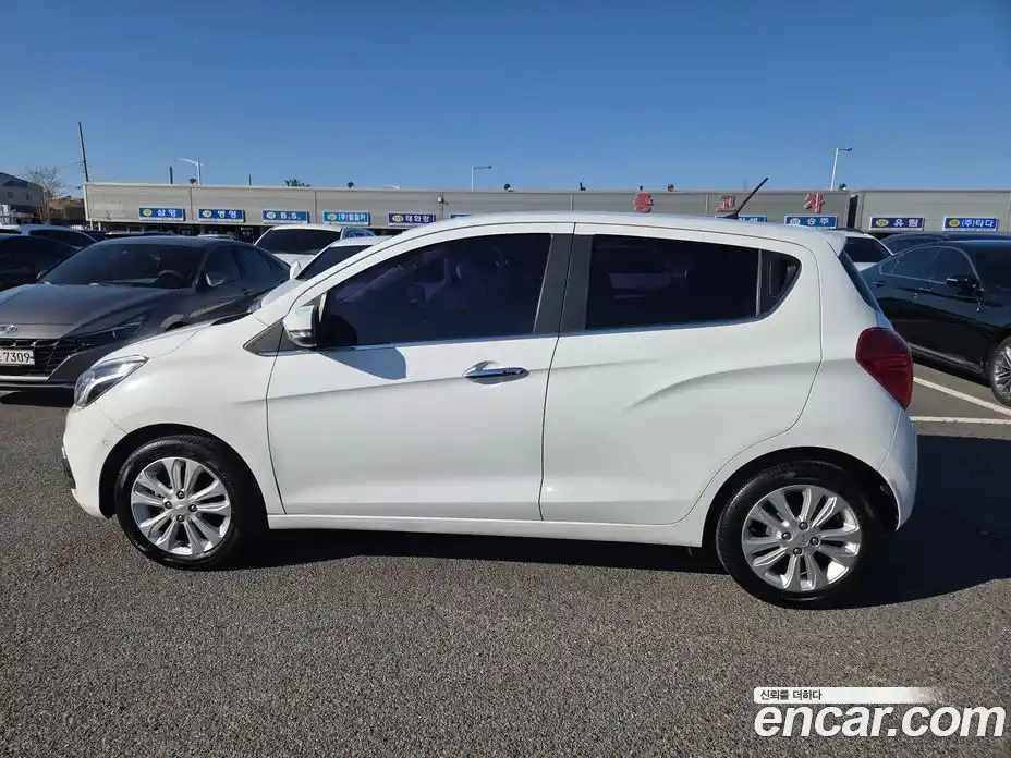 Chevrolet Spark 2017 1.0 Автомат в Москве № 105541, фото 18
