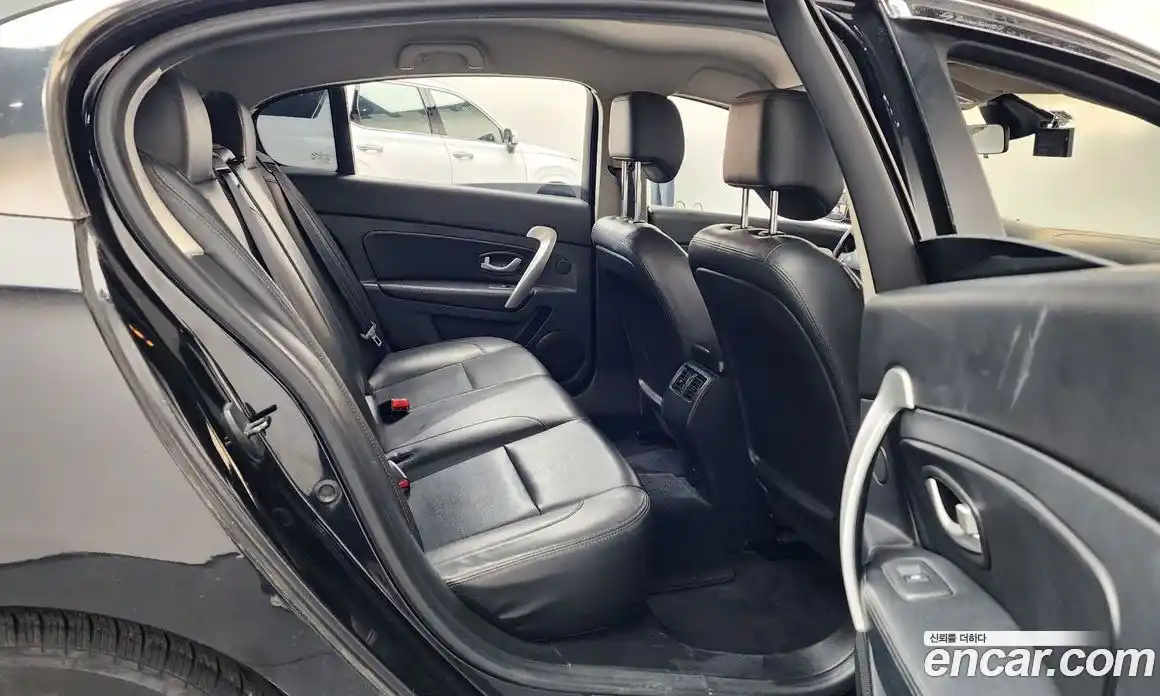 Renault SM5 2013 2.0 Автомат в Москве № 106180, фото 10