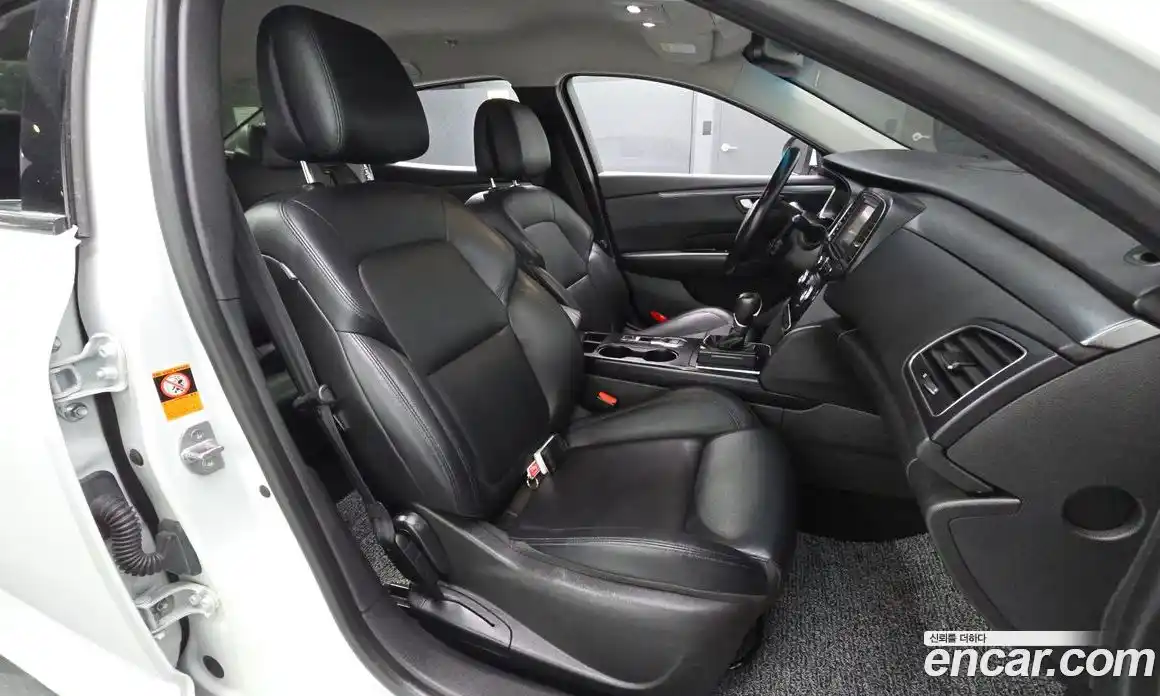 Renault SM6 2022 2.0 Автомат в Москве № 106852, фото 17