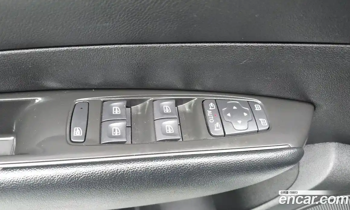 Renault SM6 2022 2.0 Автомат в Москве № 106852, фото 4