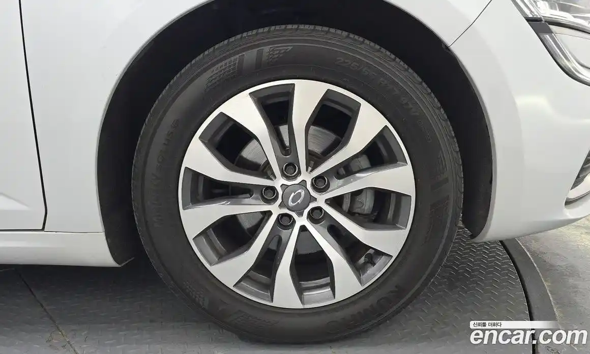 Renault SM6 2022 2.0 Автомат в Москве № 106852, фото 6