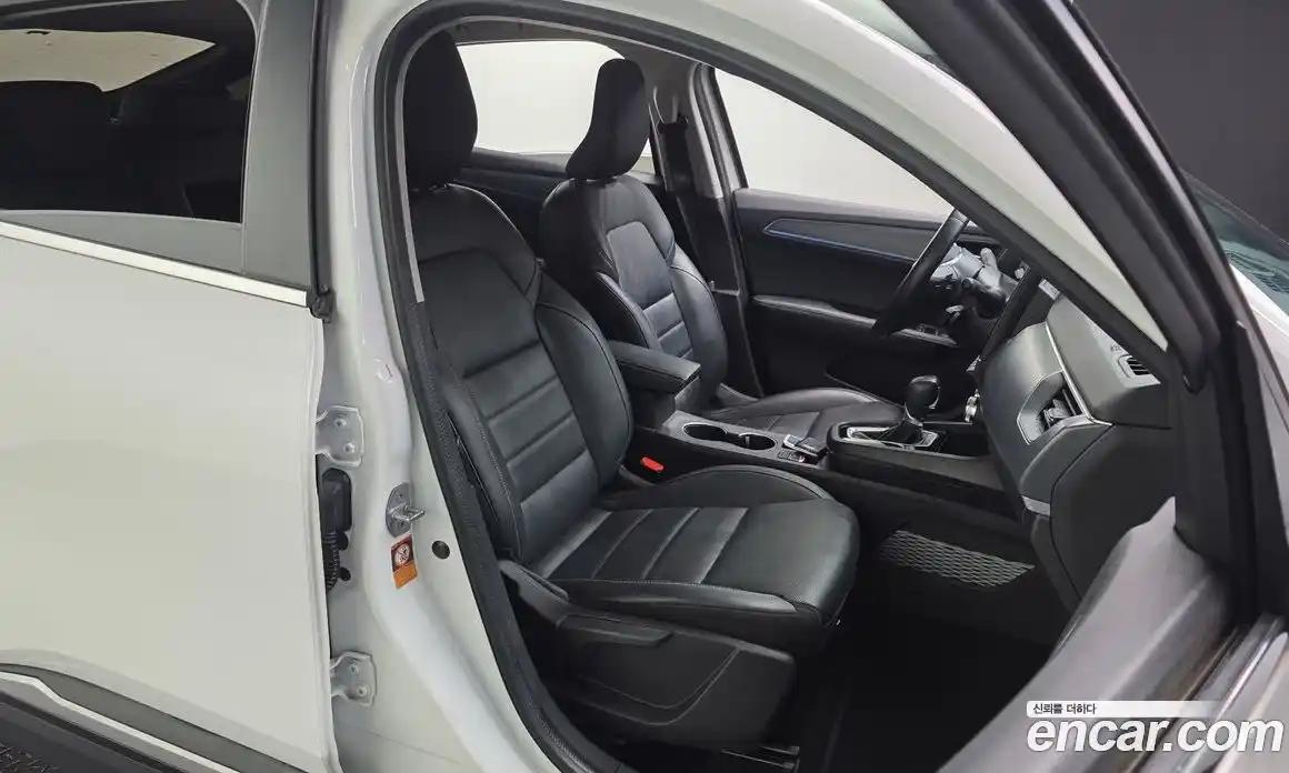 Renault XM3 2023 1.6 Автомат в Москве № 106998, фото 12