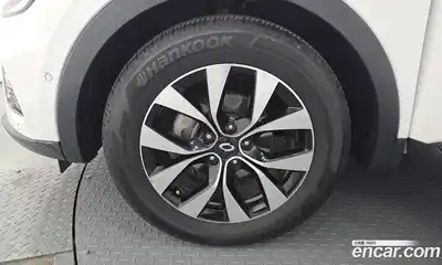 Renault XM3 2023 1.6 Автомат в Москве № 106998, миниатюра 3