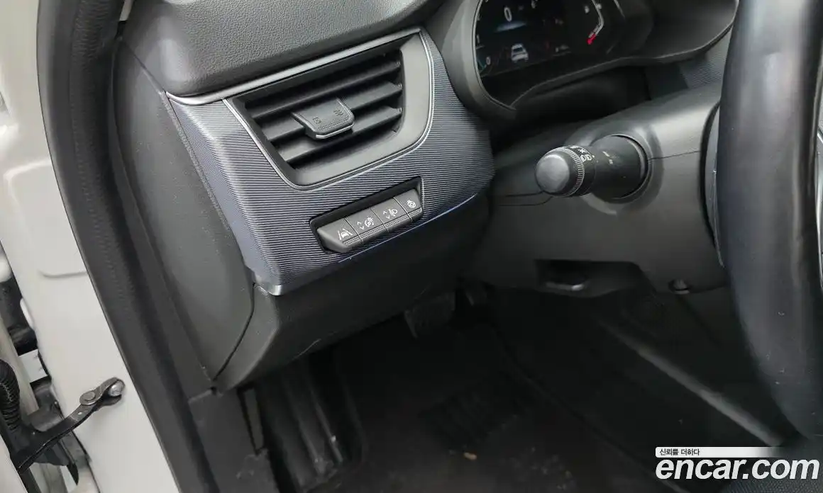 Renault XM3 2023 1.6 Автомат в Москве № 106998, фото 9