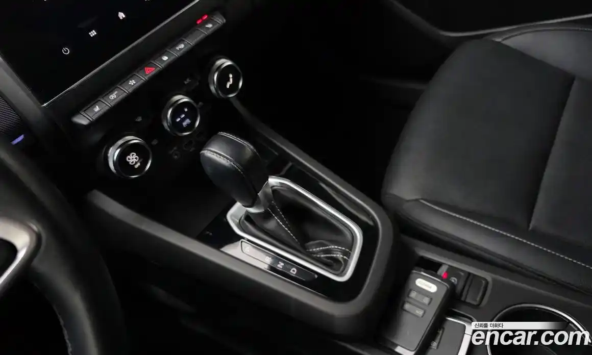 Renault XM3 2023 1.6 Автомат в Москве № 106998, фото 10