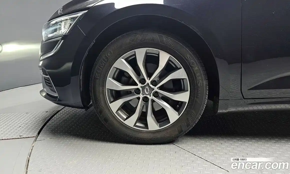 Renault SM6 2021 1.3 Автомат в Москве № 107153, фото 9