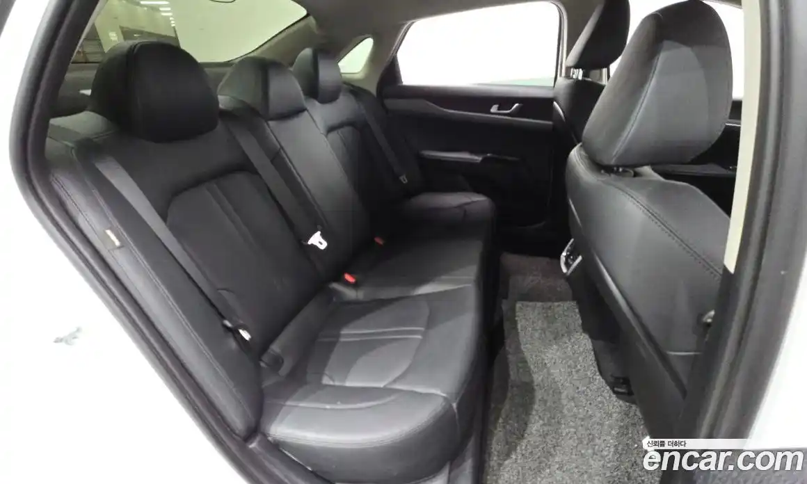 Kia K5 2024 2.0 Автомат в Москве № 107852, фото 3