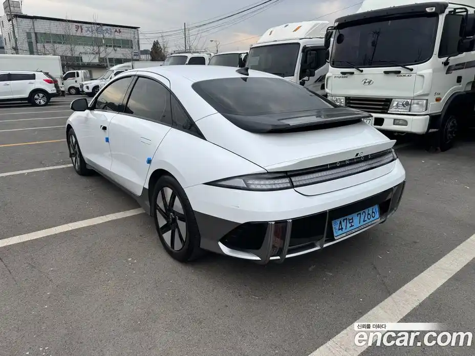 Hyundai Ioniq 6 2023 0.1 Автомат в Москве № 108704, фото 3