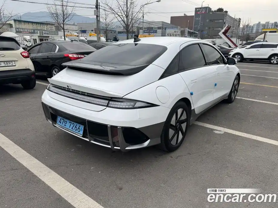 Hyundai Ioniq 6 2023 0.1 Автомат в Москве № 108704, фото 5
