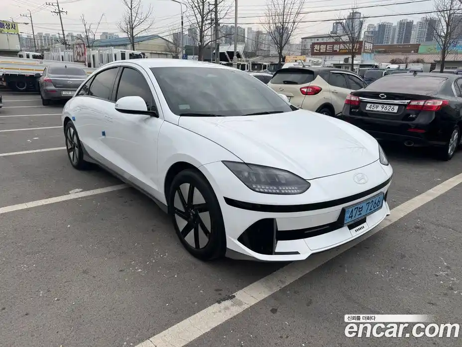 Hyundai Ioniq 6 2023 0.1 Автомат в Москве № 108704, фото 6