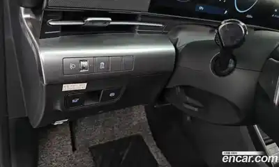 Hyundai Kona 2023 1.6 Автомат в Москве № 108923, миниатюра 2