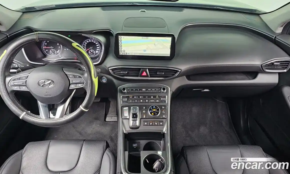 Hyundai Santa Fe 2023 2.5 Автомат в Москве № 109051, фото 18