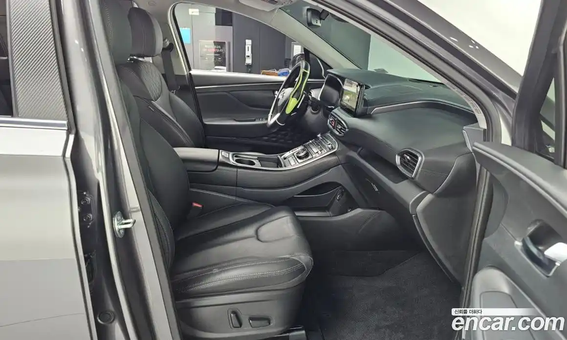 Hyundai Santa Fe 2023 2.5 Автомат в Москве № 109051, фото 20