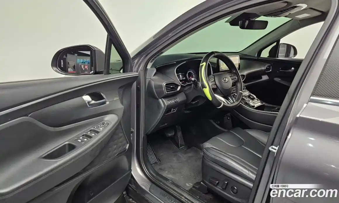 Hyundai Santa Fe 2023 2.5 Автомат в Москве № 109051, фото 9