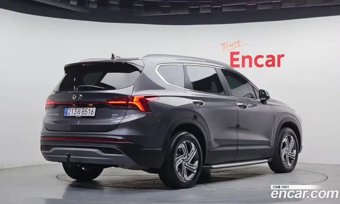 Hyundai Santa Fe 2023 2.5 Автомат в Москве № 109051, фото 10